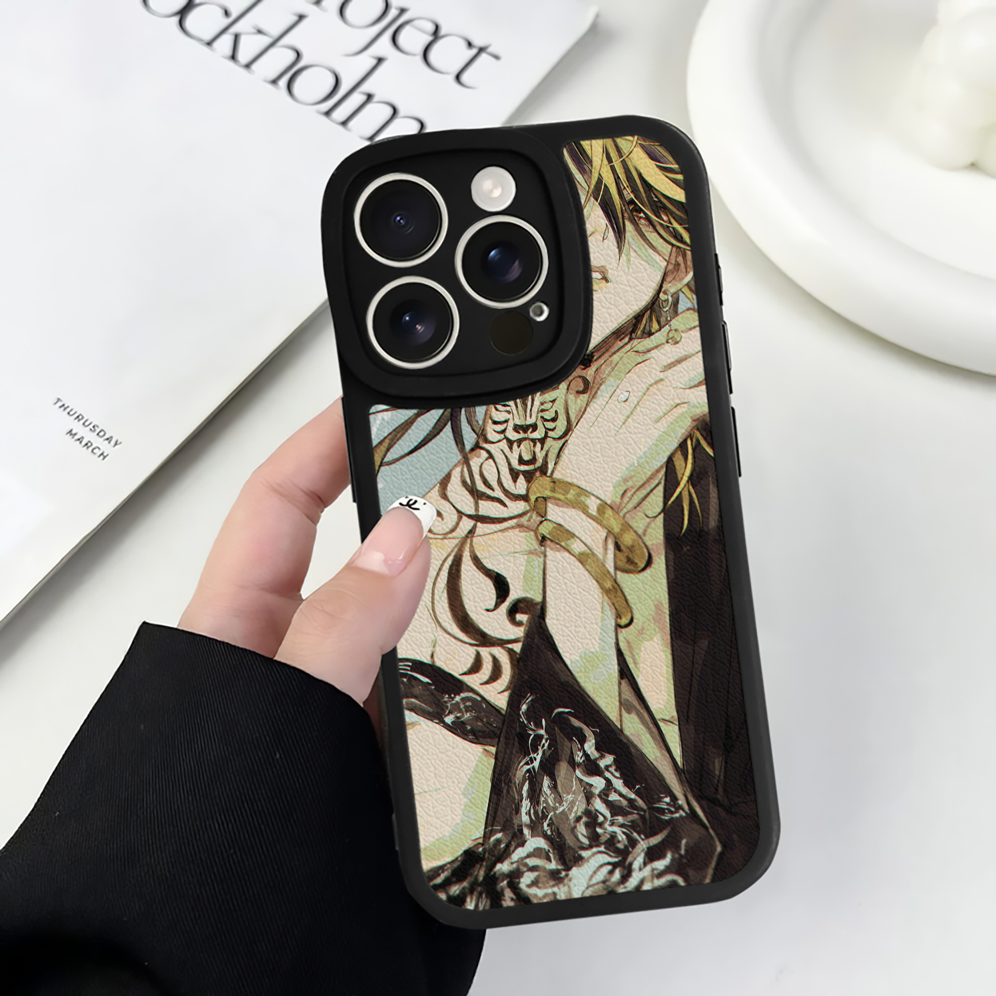 （画像用） 東京リベンジャーズ Tokyo Revengers 【iPhone 16シリーズ対応】シリコンスマホケース（レザー調） 材質：シリコン